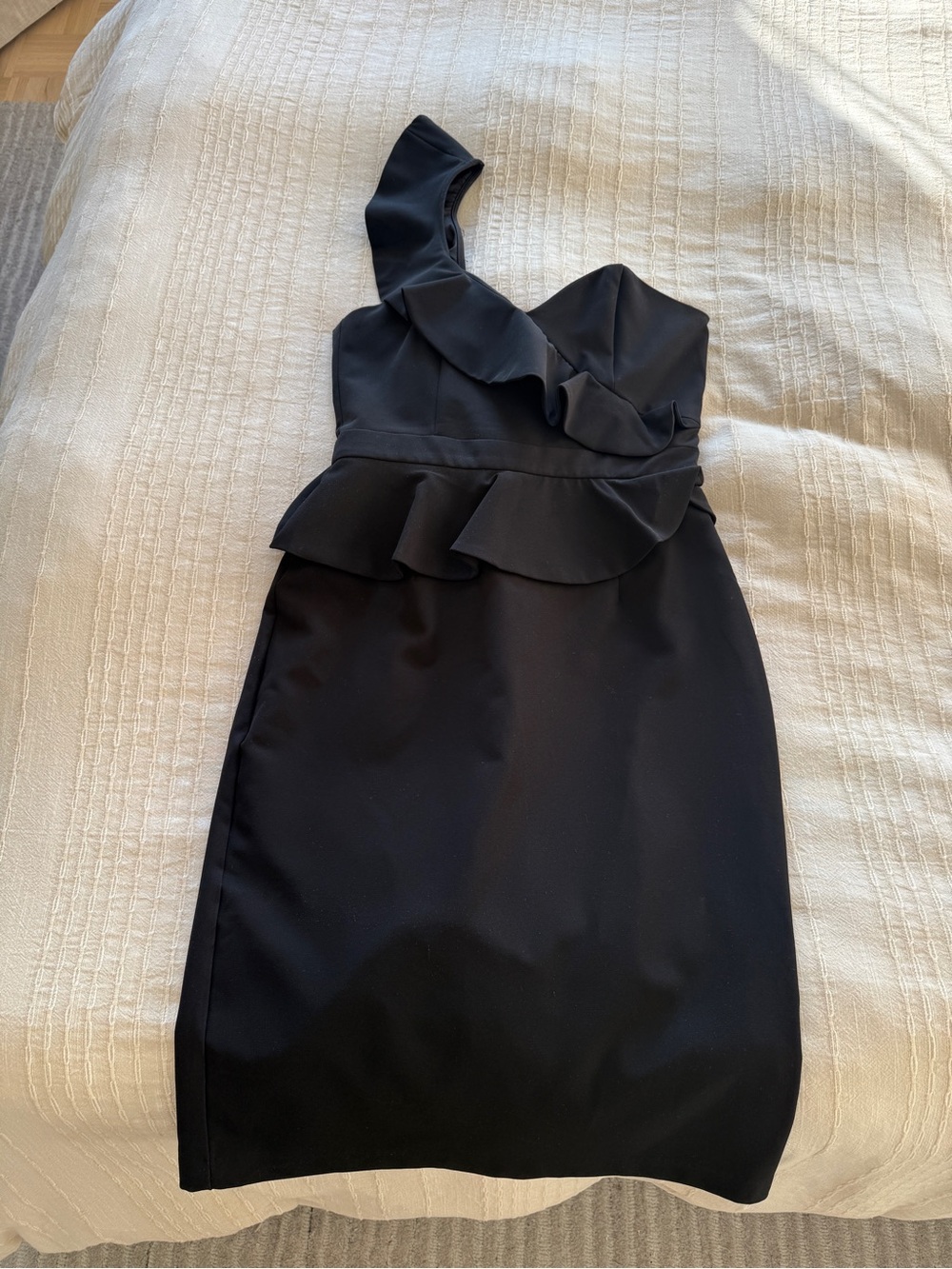 Bardot Black One-Shoulder Ruffle Peplum Dress